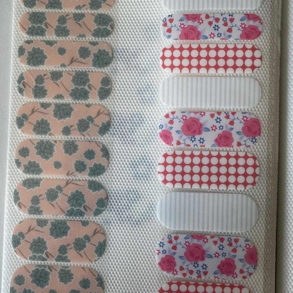 Jamberry Floral and Polka Dot Nail Wraps